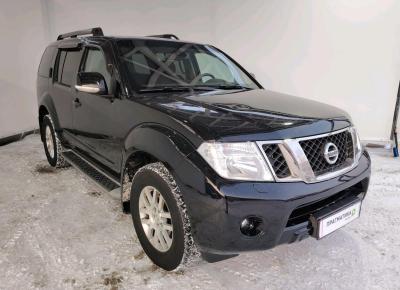 Фото Nissan Pathfinder