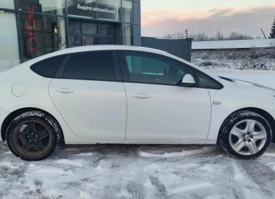 Фото Opel Astra