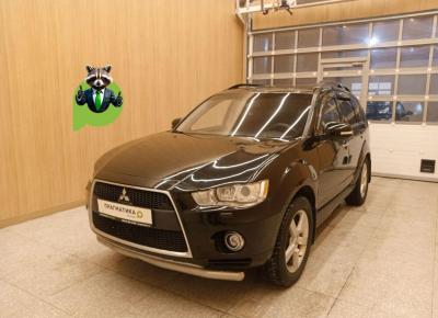 Фото Mitsubishi Outlander