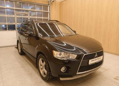 Фото Mitsubishi Outlander