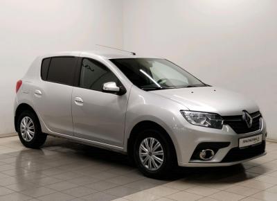 Фото Renault Sandero