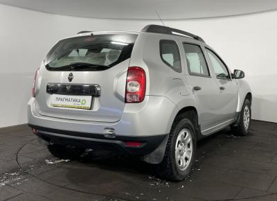 Фото Renault Duster