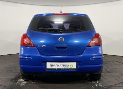 Фото Nissan Tiida