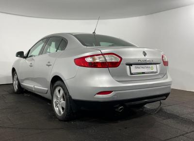 Фото Renault Fluence