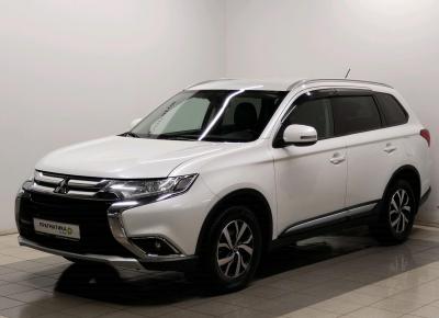 Фото Mitsubishi Outlander