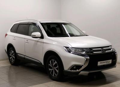 Фото Mitsubishi Outlander