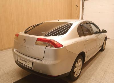 Фото Renault Laguna