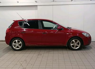 Фото Kia Ceed