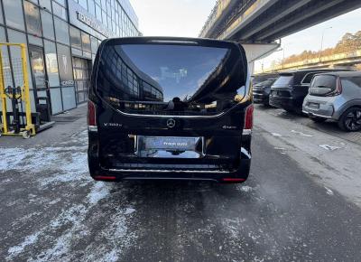 Фото Mercedes-Benz V-класс