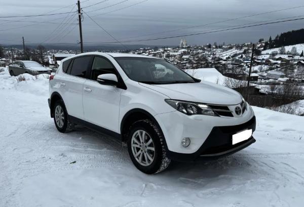 Toyota RAV4, 2014 год выпуска с двигателем Бензин, 2 250 000 RUB в г. Нижний Тагил