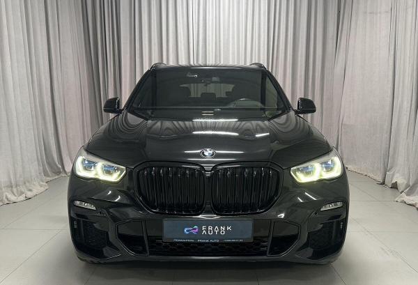 BMW X5, 2019 год выпуска с двигателем Дизель, 5 600 000 RUB в г. Москва