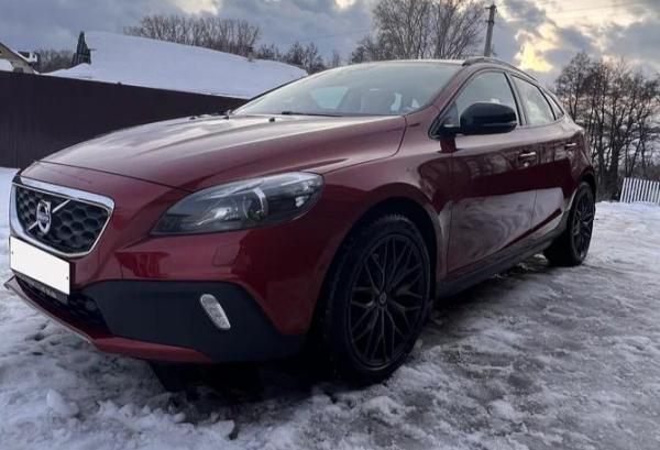 Volvo V40 Cross Country, 2015 год выпуска с двигателем Бензин, 1 630 000 RUB в г. Саранск