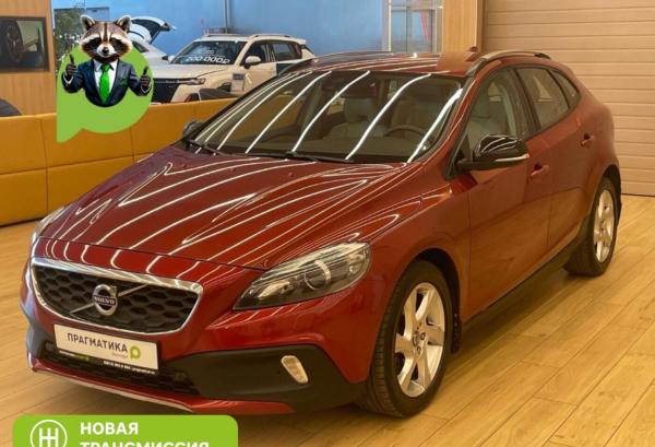 Volvo V40, 2013 год выпуска с двигателем Дизель, 979 000 RUB в г. Санкт-Петербург