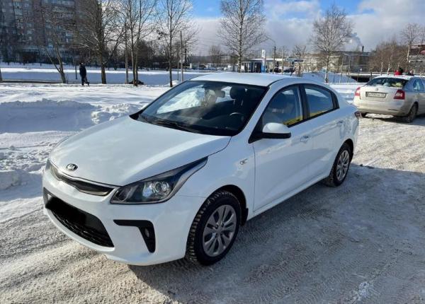 Kia Rio, 2019 год выпуска с двигателем Бензин, 1 600 000 RUB в г. Череповец