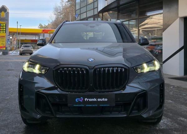 BMW X5, 2024 год выпуска с двигателем Дизель, 15 250 000 RUB в г. Москва