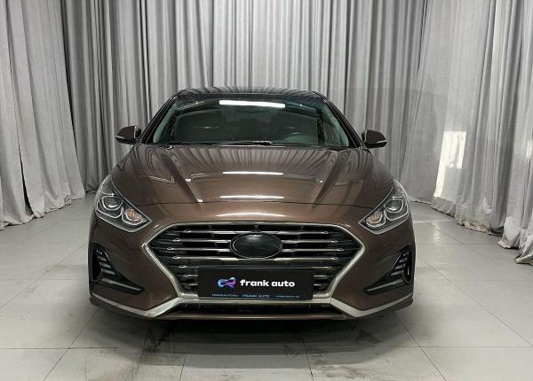 Hyundai Sonata, 2018 год выпуска с двигателем Бензин, 1 900 000 RUB в г. Москва