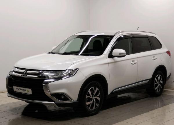 Mitsubishi Outlander, 2015 год выпуска с двигателем Бензин, 1 899 000 RUB в г. Санкт-Петербург