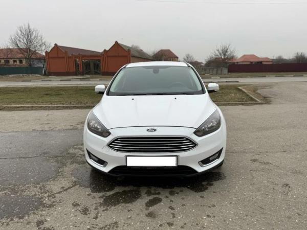 Ford Focus, 2015 год выпуска с двигателем Бензин, 1 120 000 RUB в г. Грозный