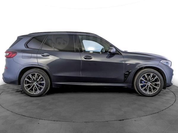 BMW X5, 2020 год выпуска с двигателем Дизель, 4 000 000 RUB в г. Москва