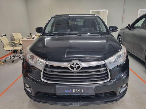 Toyota Highlander, 2014 год выпуска с двигателем Бензин, 2 550 000 RUB в г. Москва