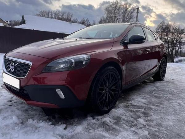 Volvo V40 Cross Country, 2015 год выпуска с двигателем Бензин, 1 630 000 RUB в г. Саранск