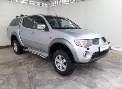 Фото Mitsubishi L200