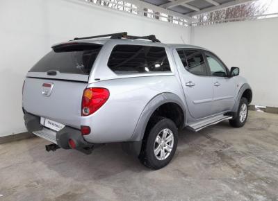 Фото Mitsubishi L200