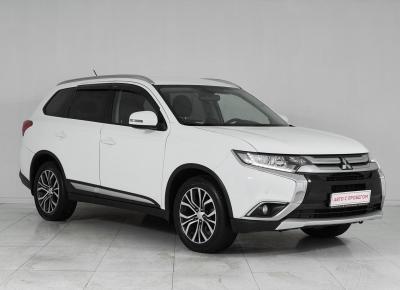 Фото Mitsubishi Outlander