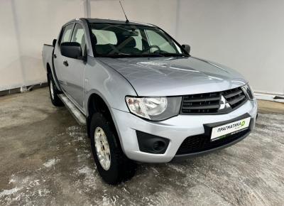 Фото Mitsubishi L200