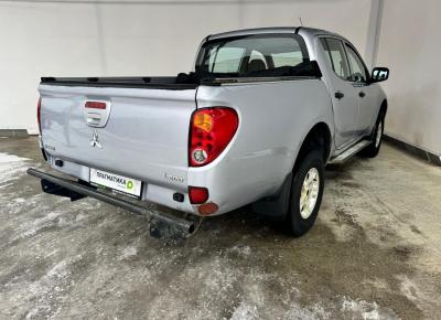 Фото Mitsubishi L200