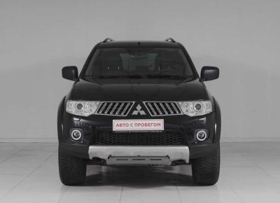 Фото Mitsubishi Pajero Sport