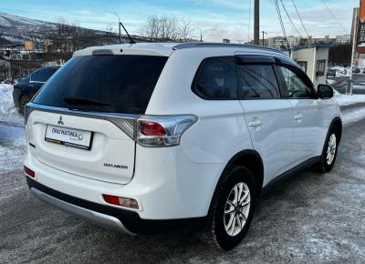 Фото Mitsubishi Outlander