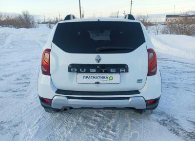 Фото Renault Duster