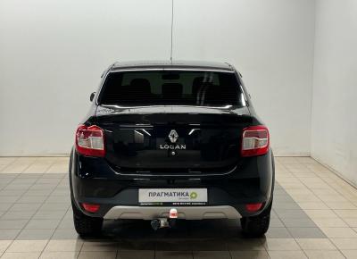 Фото Renault Logan