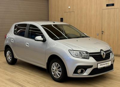 Фото Renault Sandero