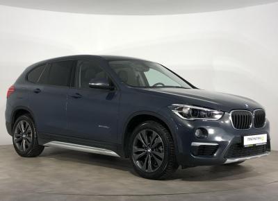 Фото BMW X1