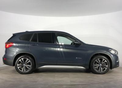 Фото BMW X1