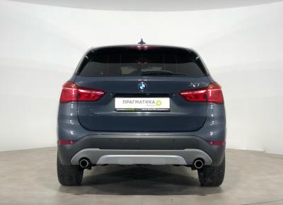 Фото BMW X1