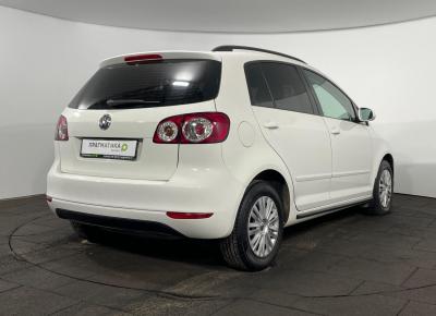 Фото Volkswagen Golf Plus