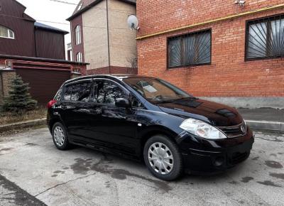 Фото Nissan Tiida