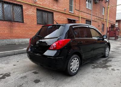 Фото Nissan Tiida