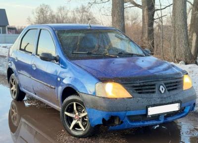 Фото Renault Logan