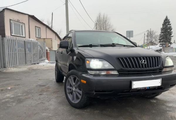 Lexus RX, 2000 год выпуска с двигателем Бензин, 790 000 RUB в г. Новосибирск