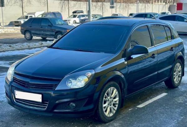 Opel Astra, 2011 год выпуска с двигателем Бензин, 850 000 RUB в г. Екатеринбург