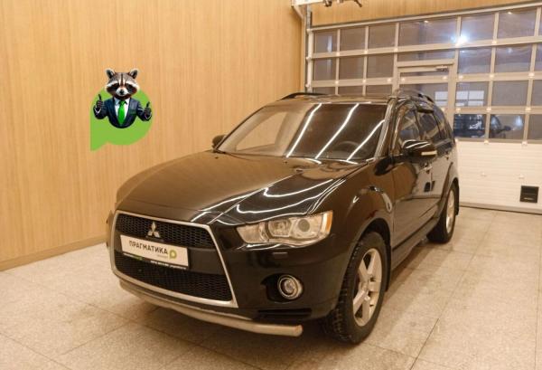 Mitsubishi Outlander, 2011 год выпуска с двигателем Бензин, 919 000 RUB в г. Санкт-Петербург