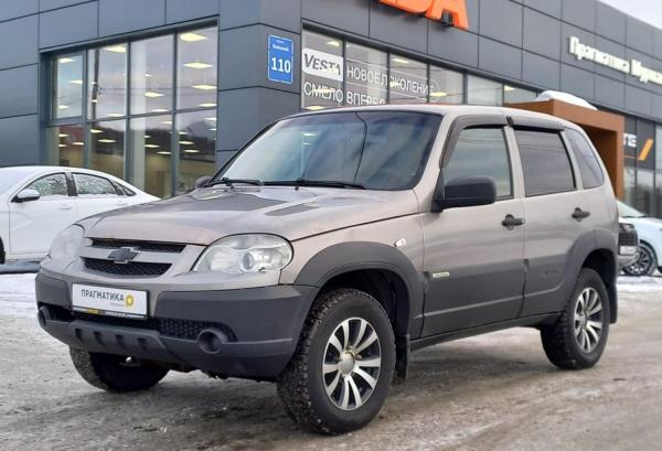 Chevrolet Niva, 2017 год выпуска с двигателем Бензин, 599 000 RUB в г. Мурманск