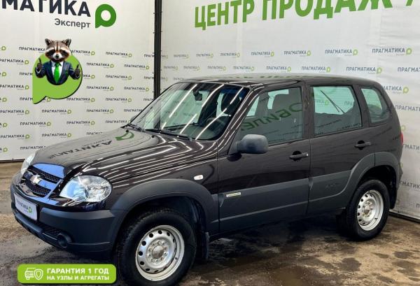 Chevrolet Niva, 2017 год выпуска с двигателем Бензин, 690 000 RUB в г. Псков