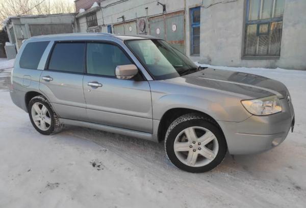 Subaru Forester, 2007 год выпуска с двигателем Бензин, 1 200 000 RUB в г. Омск