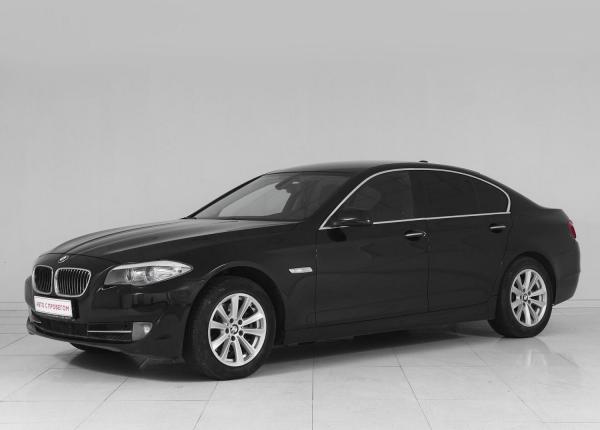 BMW 5 серия, 2011 год выпуска с двигателем Бензин, 1 805 000 RUB в г. Москва