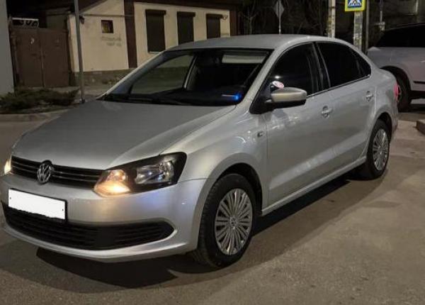 Volkswagen Polo, 2014 год выпуска с двигателем Бензин, 975 000 RUB в г. Ростов-на-Дону